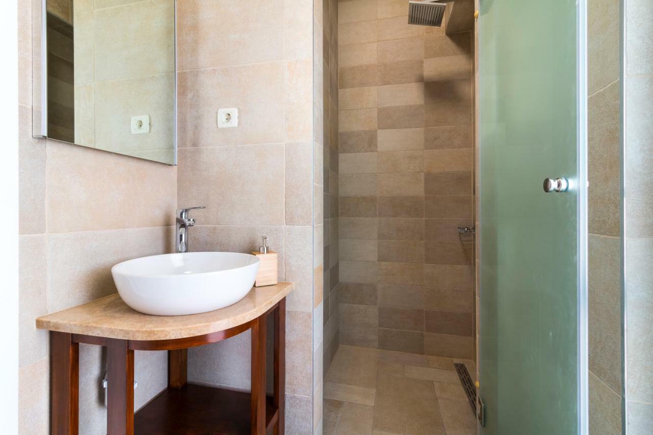 Апартаменти Secret Escape Penthouse Слатине Екстер'єр фото