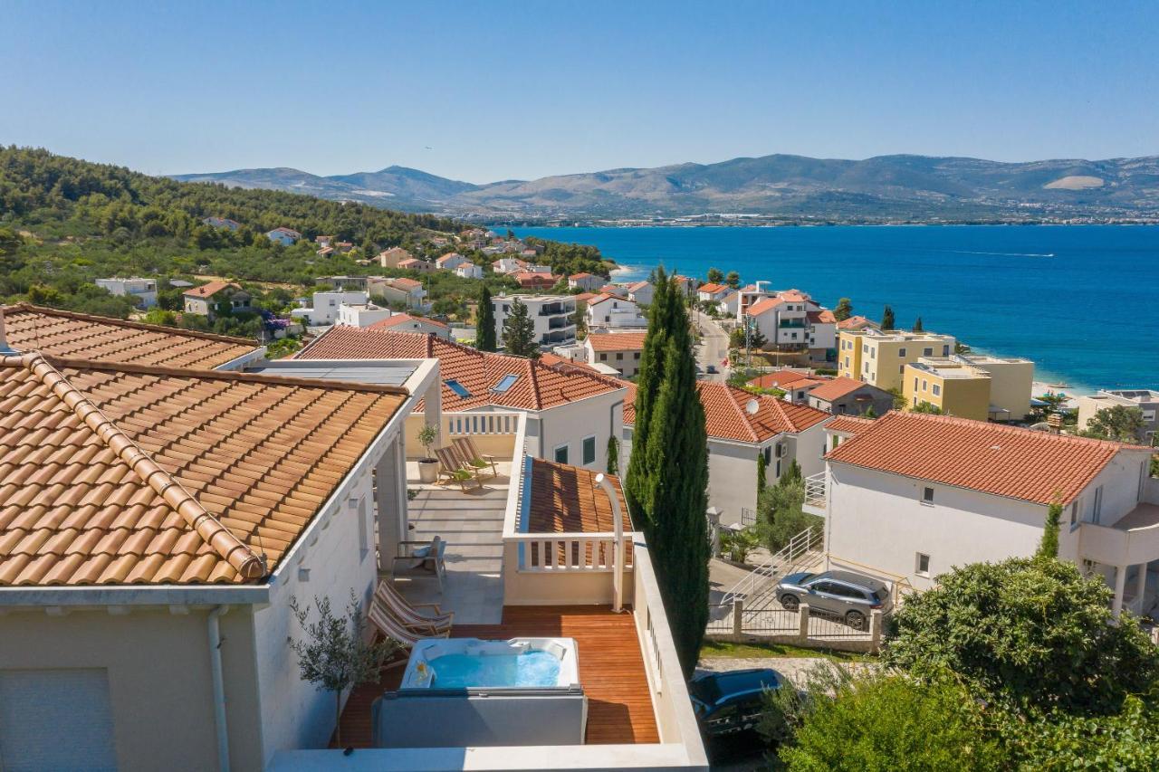 Апартаменти Secret Escape Penthouse Слатине Екстер'єр фото